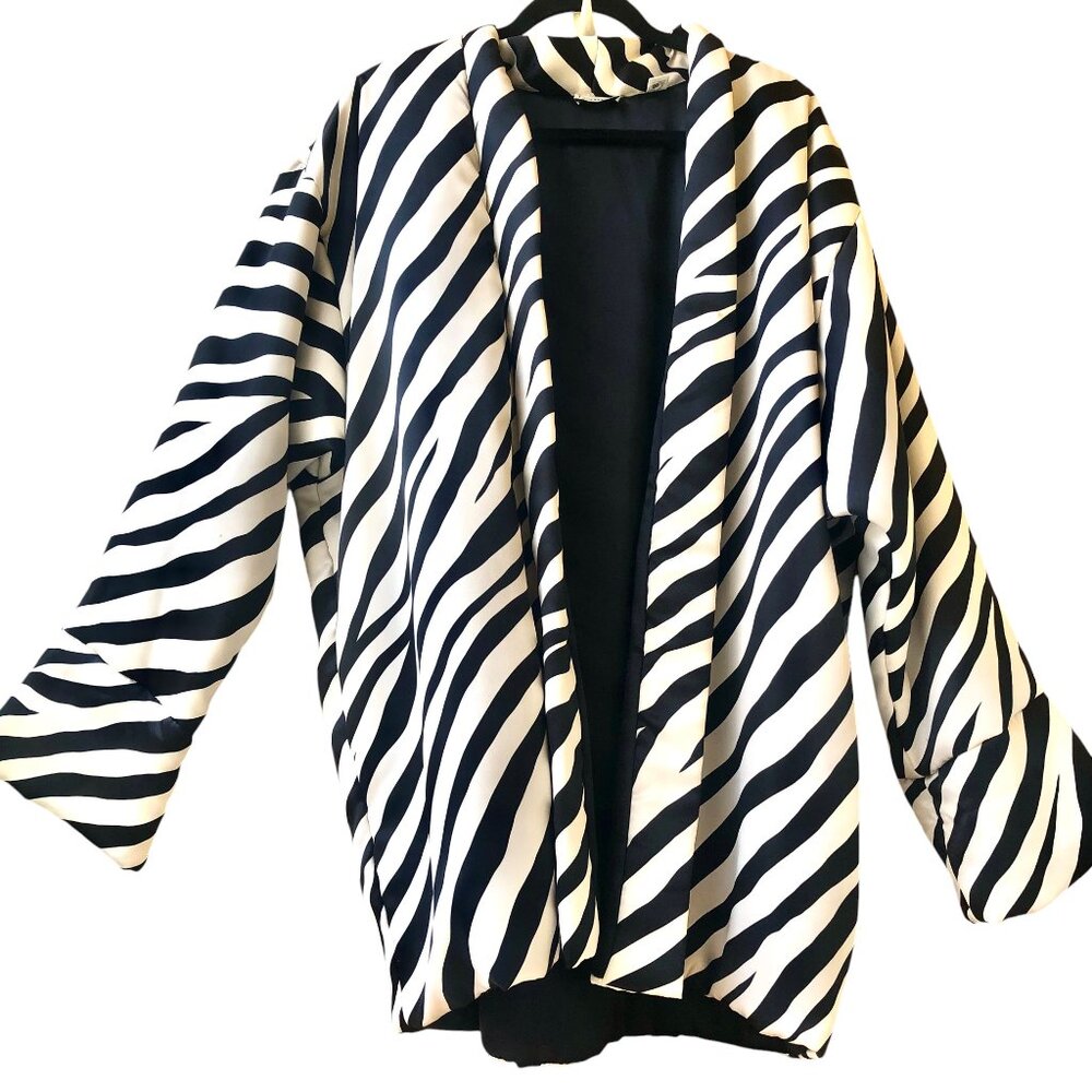 Natori Vintage 90's Jacket PUFFY Coat Lined Black & White Pockets Zebra Print - Picture 7 of 15